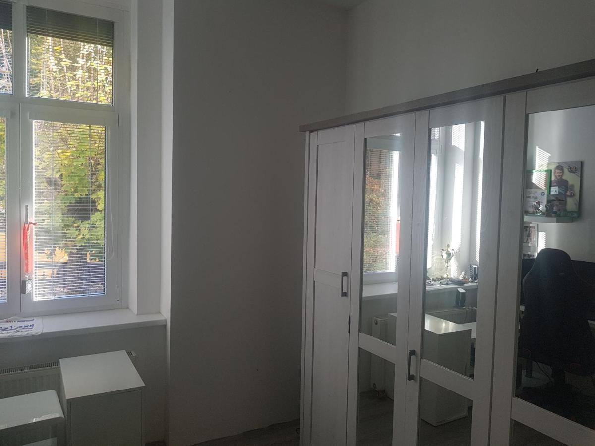 Apartmán Karlovy Vary Apartman Kültér fotó